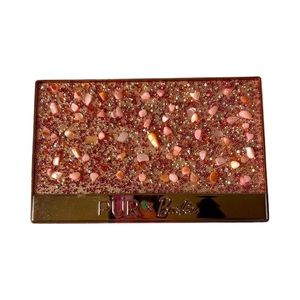 PUR X BARBIE Endless Possibilities Palette